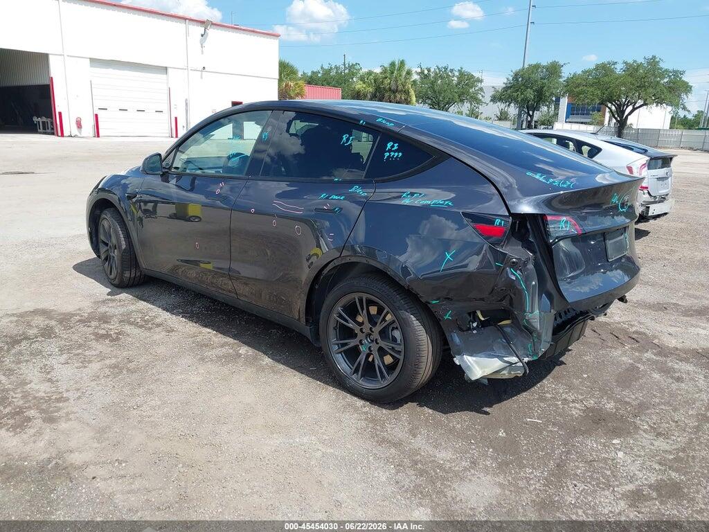 7SAYGDED5SA369393 2025 TESLA MODEL Y photo no. 3