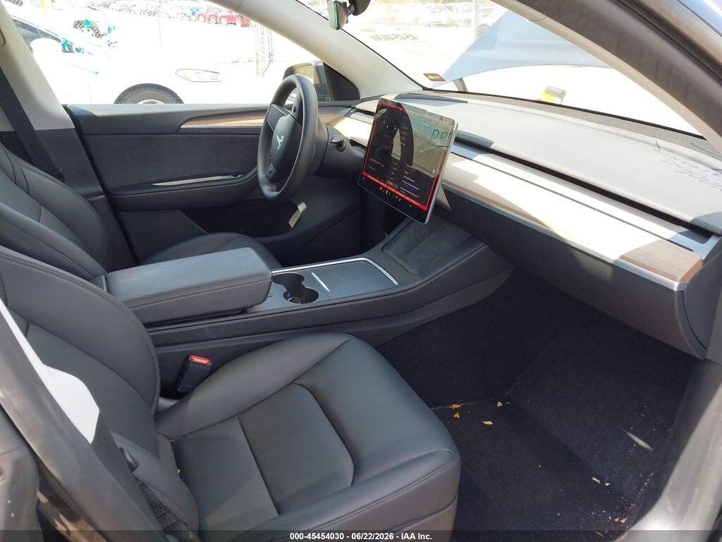 7SAYGDED5SA369393 2025 TESLA MODEL Y photo no. 5