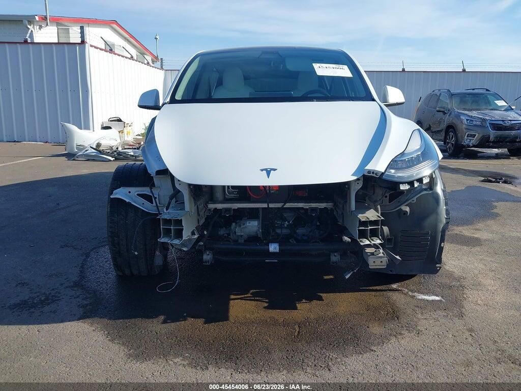 7SAYGDEE2NF359260 2022 TESLA MODEL Y photo no. 6