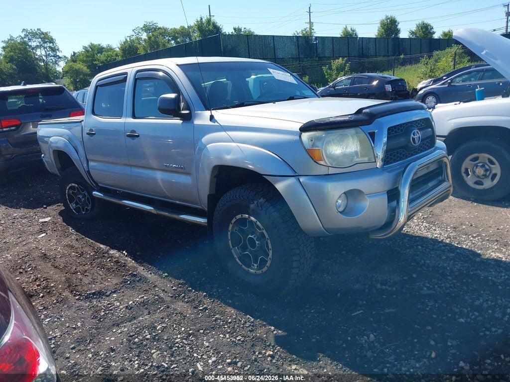 3TMLU4ENXBM071994 2011 TOYOTA TACOMA photo no. 1
