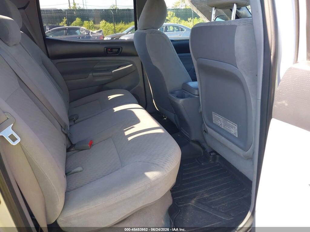 3TMLU4ENXBM071994 2011 TOYOTA TACOMA photo no. 8