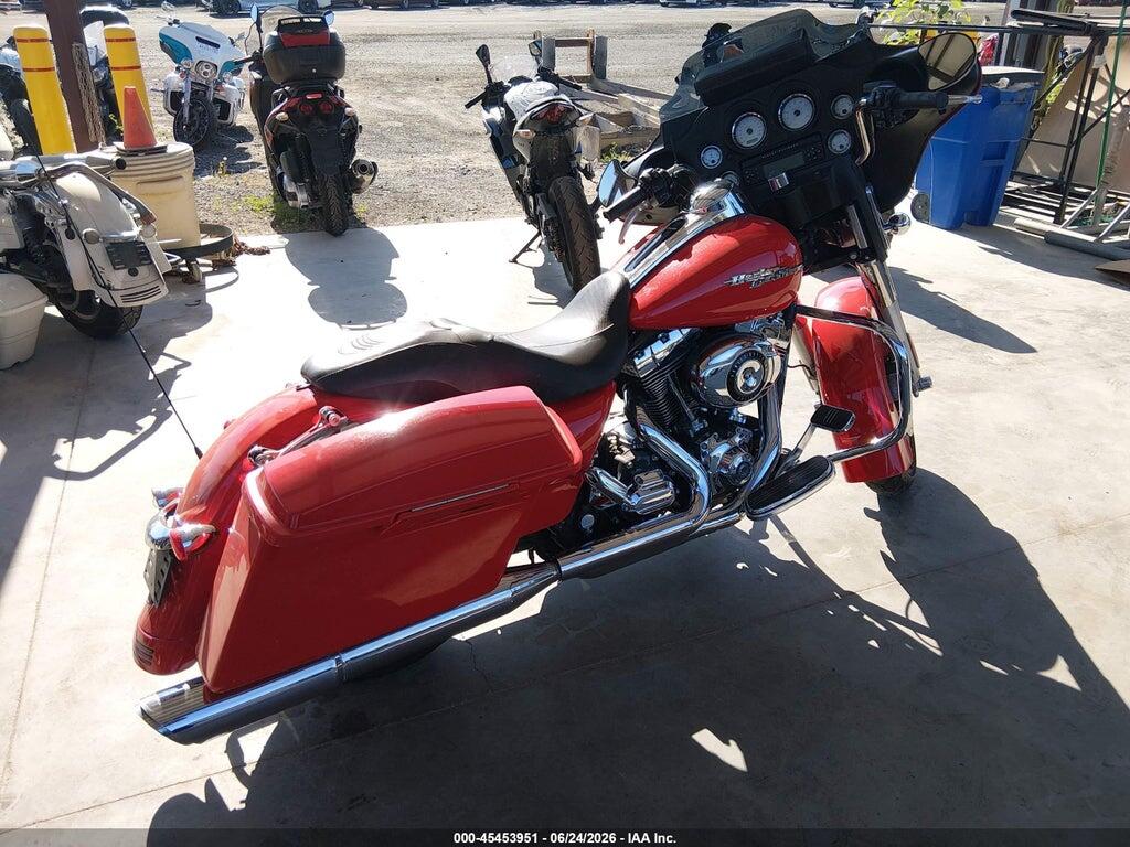 1HD1KB413AB670188 2010 HARLEY-DAVIDSON FLHX photo no. 4