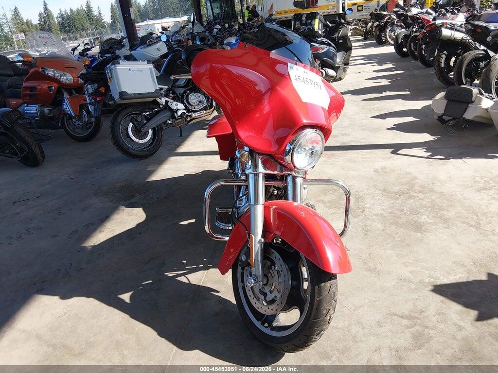 1HD1KB413AB670188 2010 HARLEY-DAVIDSON FLHX photo no. 5