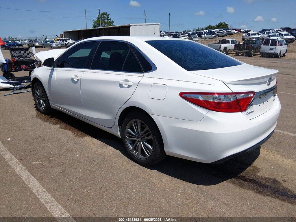 4T1BF1FK2GU562499 2016 TOYOTA CAMRY photo no. 3