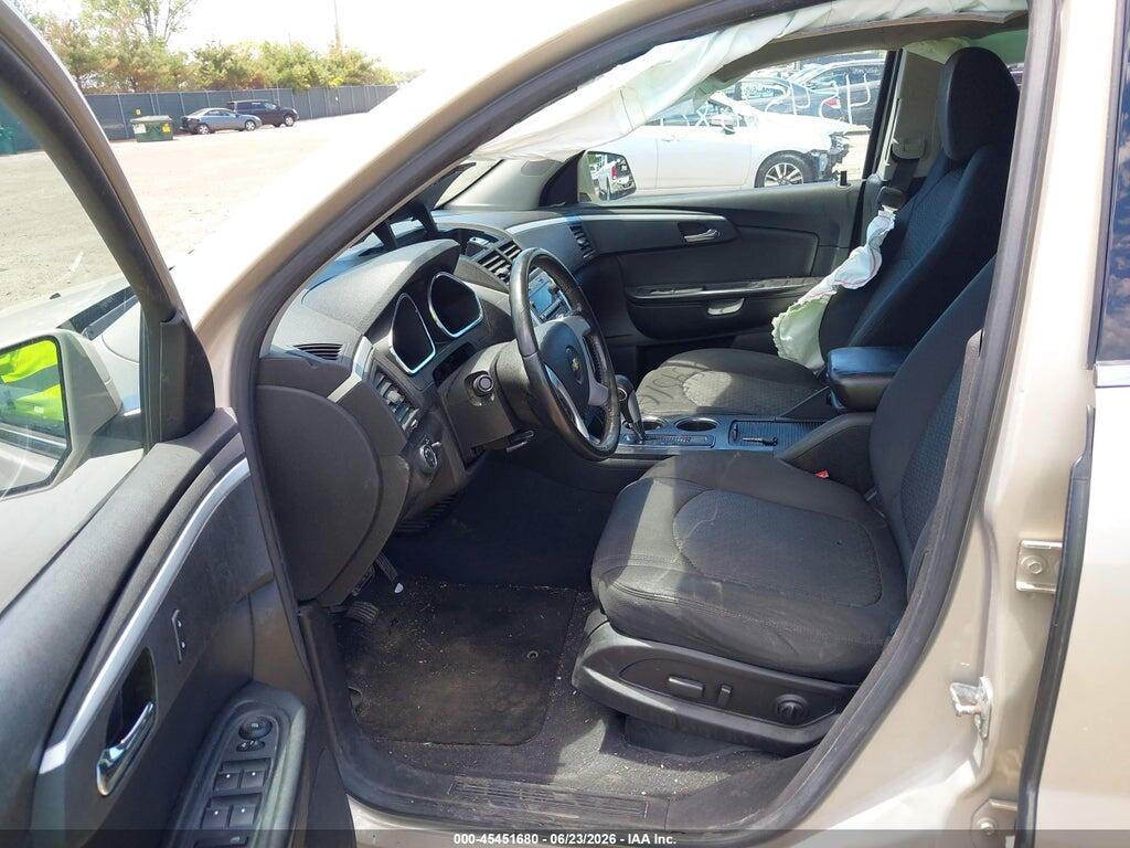 1GNKRJEDXBJ390450 2011 CHEVROLET TRAVERSE photo no. 5