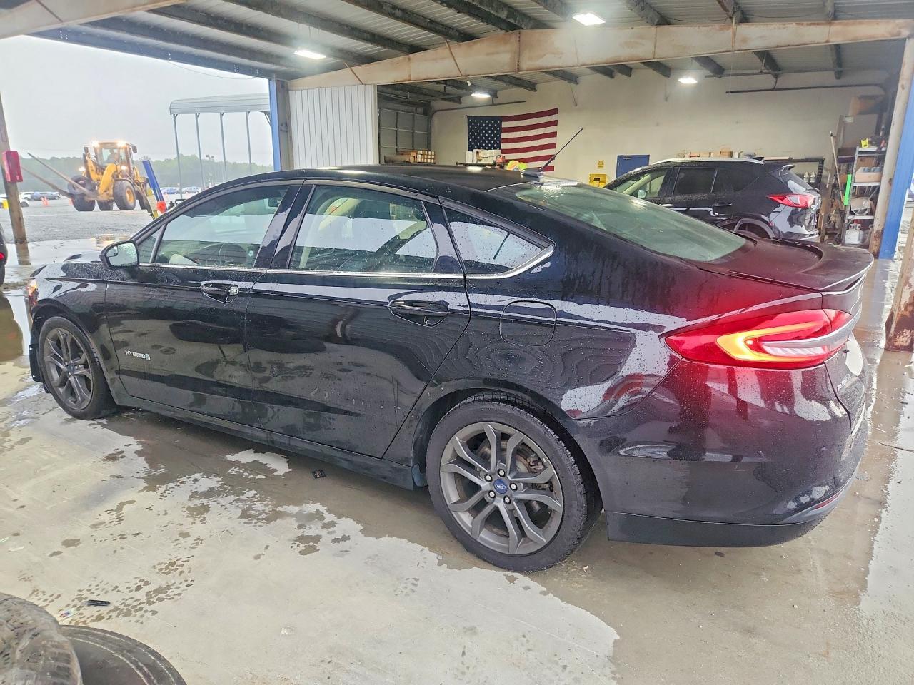 2018 FORD FUSION SE HYBRID — Фото 2 из 13
