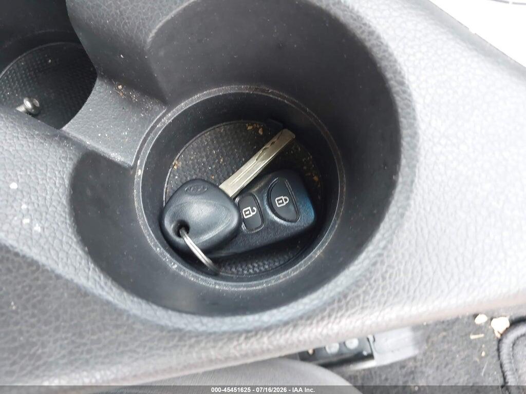 KNAGM4A74B5132901 2011 KIA OPTIMA photo no. 11