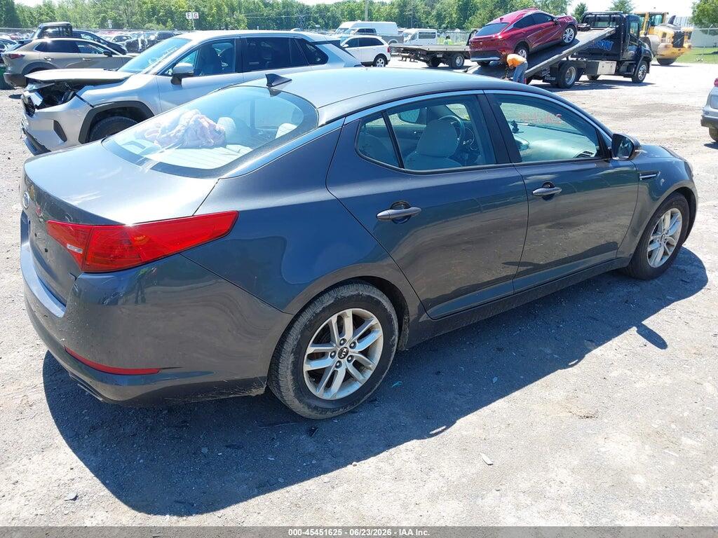 KNAGM4A74B5132901 2011 KIA OPTIMA photo no. 4
