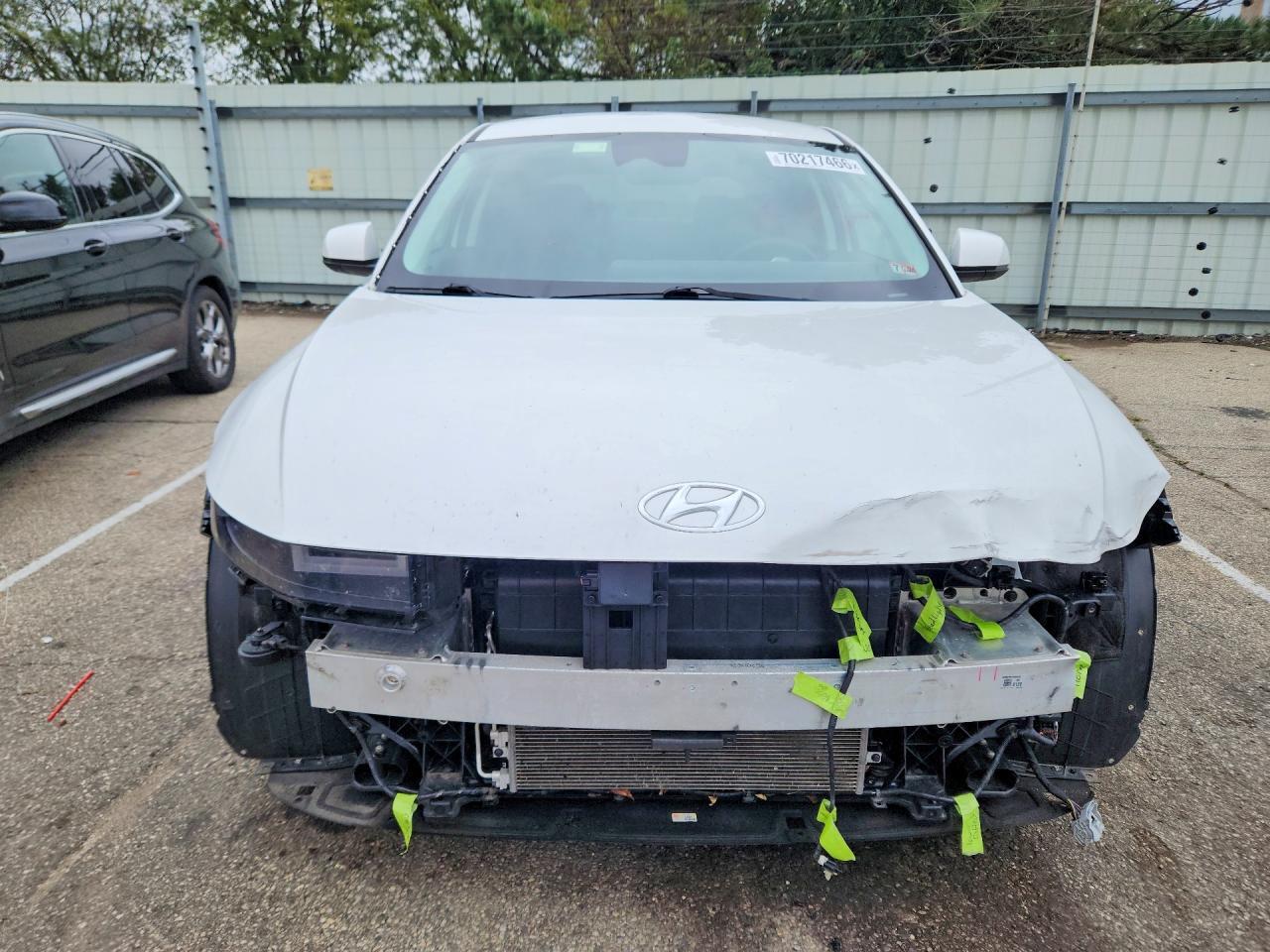 2022 HYUNDAI IONIQ 5 SEL — Фото 5 из 13