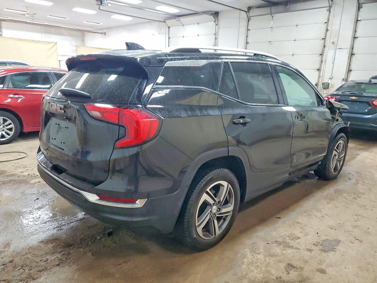 2019 GMC TERRAIN SLT — Фото 3 из 14
