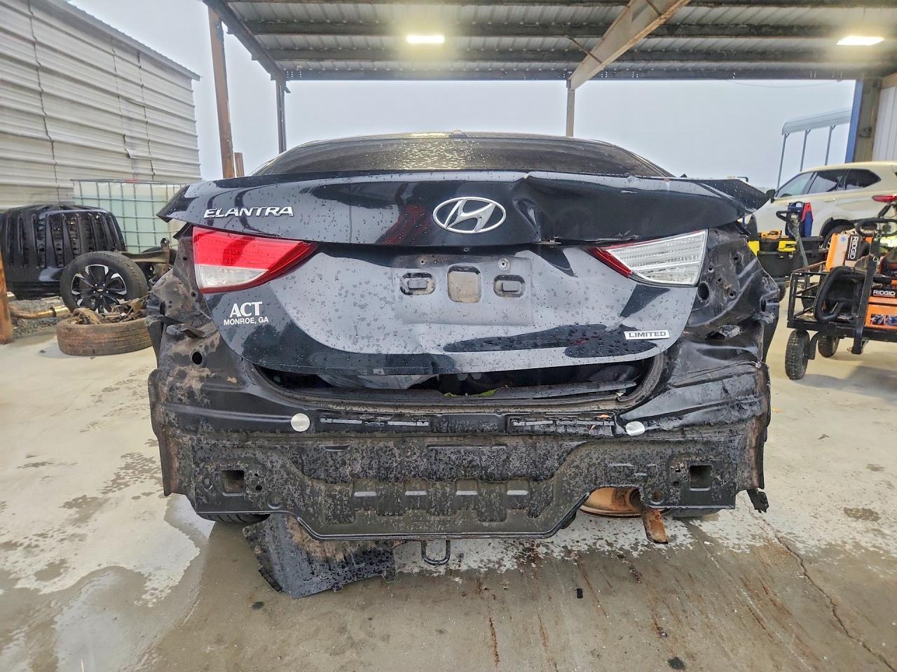 2013 HYUNDAI ELANTRA LIMITED — Фото 6 из 12