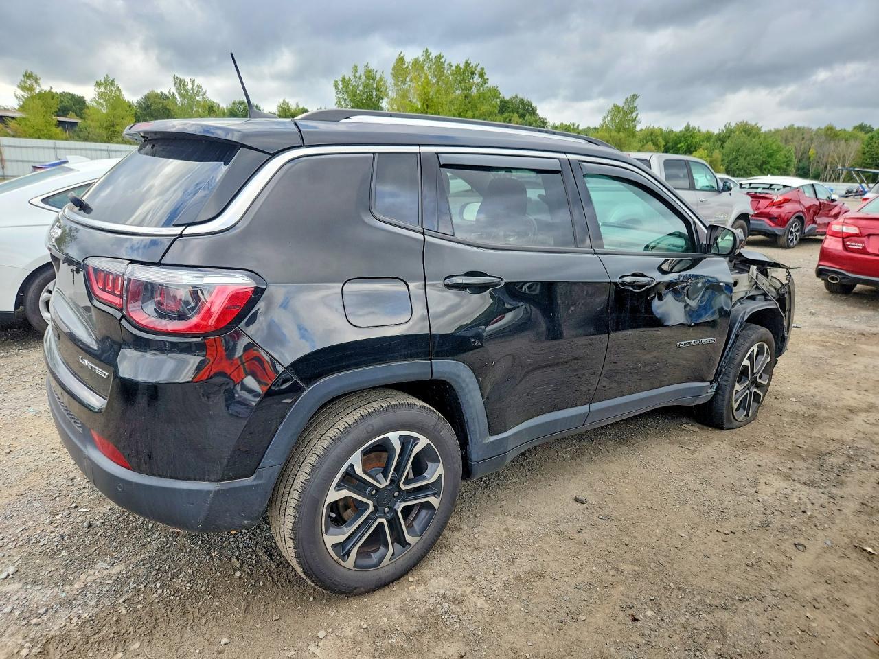 2022 JEEP COMPASS LIMITED — Фото 3 из 13