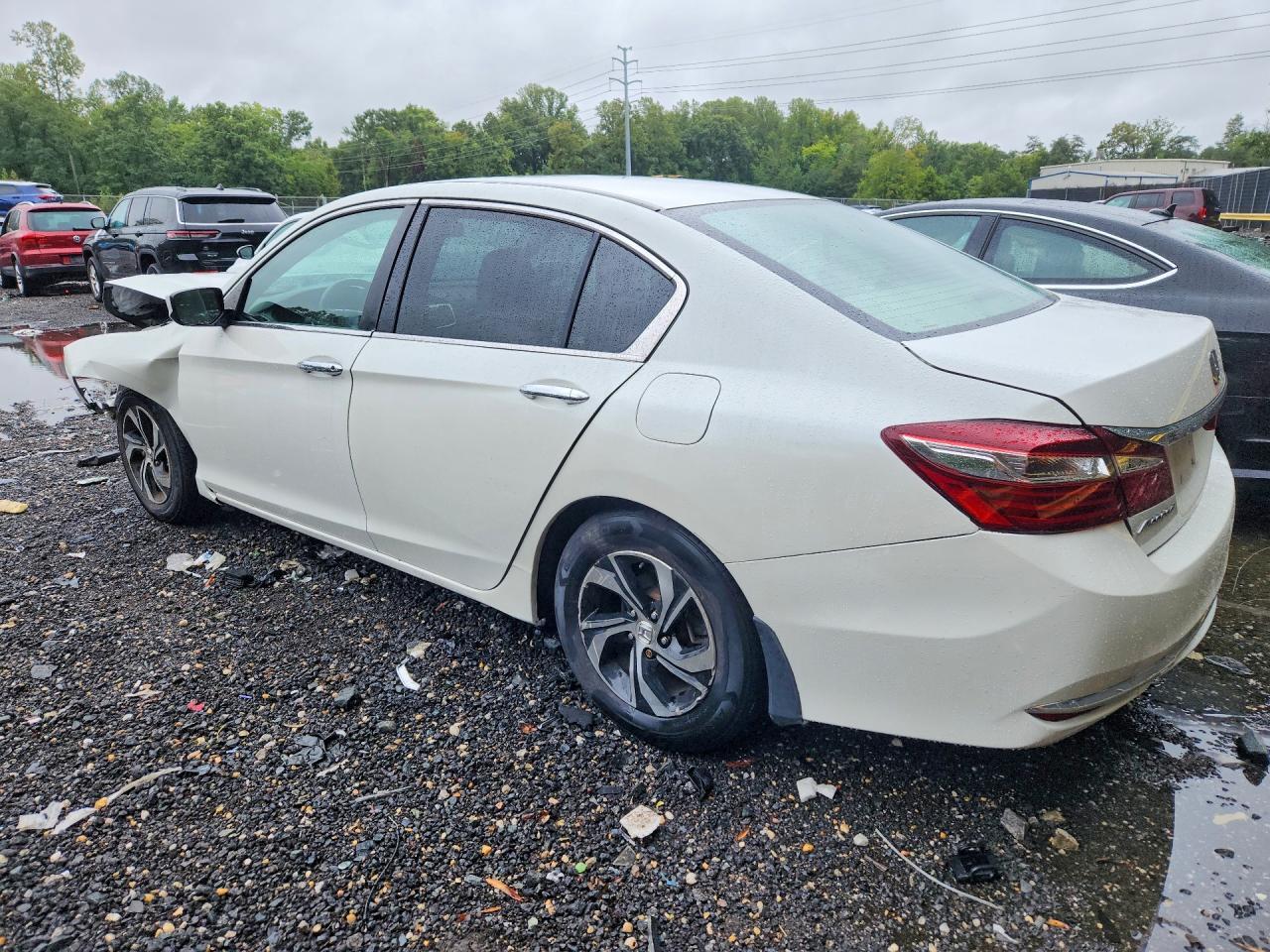2017 HONDA ACCORD LX — Фото 2 из 12