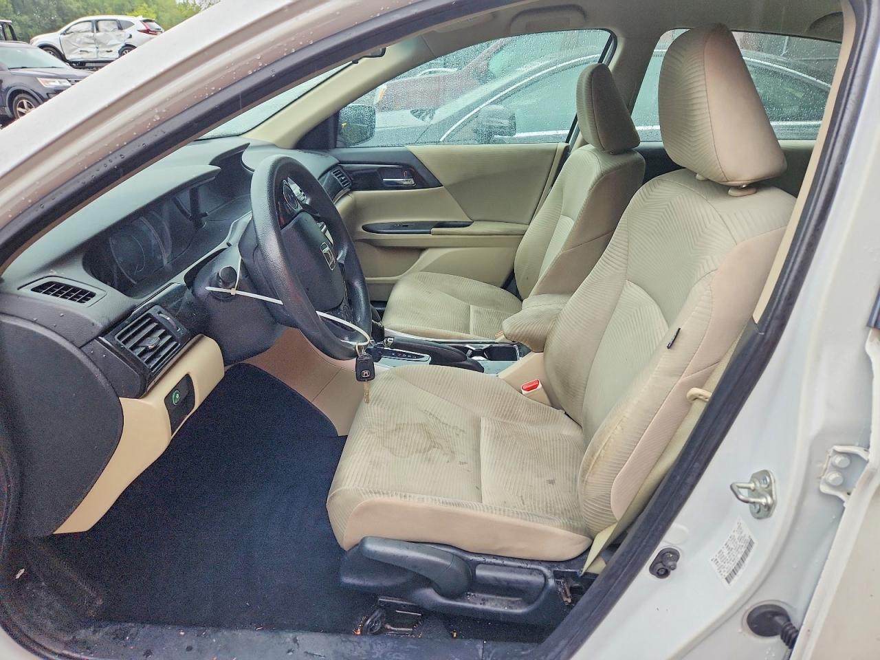 2017 HONDA ACCORD LX — Фото 7 из 12