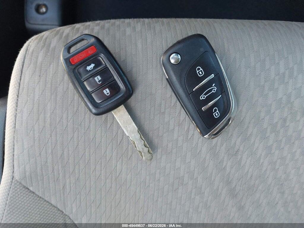 19XFB2F57FE271902 2015 HONDA CIVIC photo no. 11