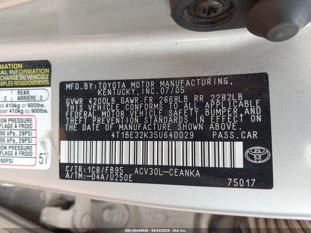 4T1BE32K35U640029 2005 TOYOTA CAMRY photo no. 9