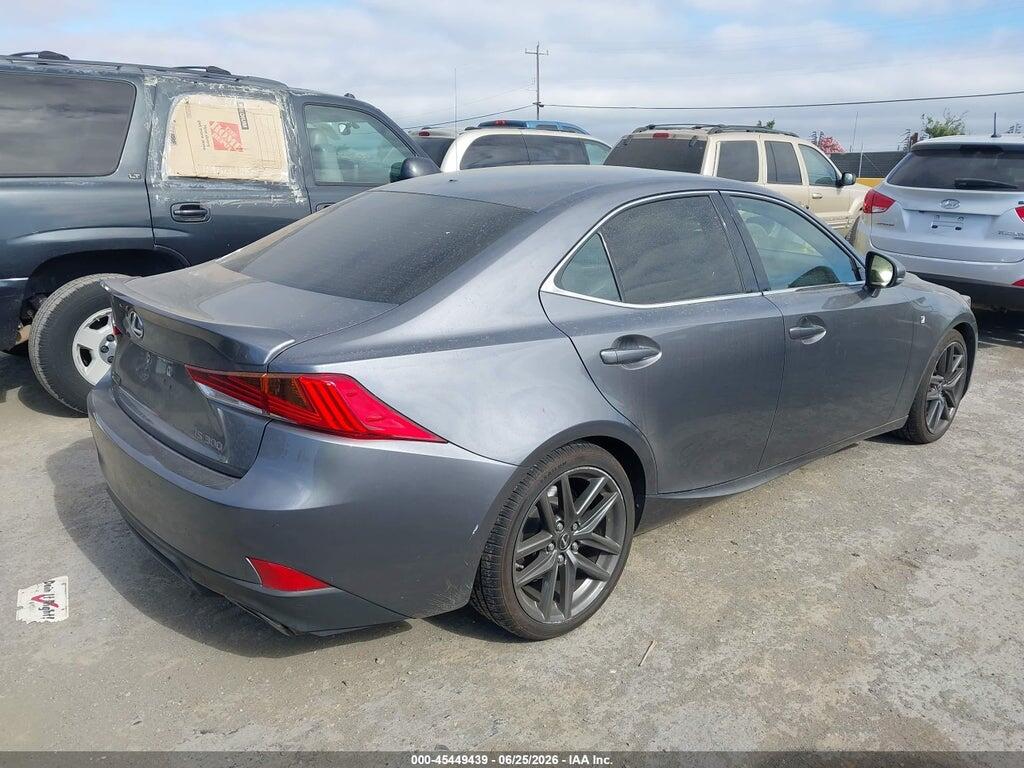 JTHBA1D2XJ5073581 2018 LEXUS IS 300 photo no. 4