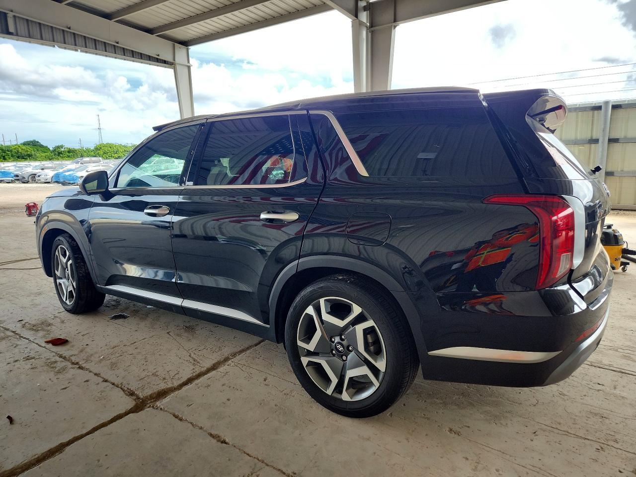2024 HYUNDAI PALISADE SEL PREMIUM — Фото 2 из 12