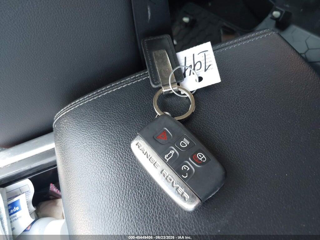 SALVP2BG8HH173987 2017 LAND ROVER RANGE ROVER EVOQUE photo no. 11