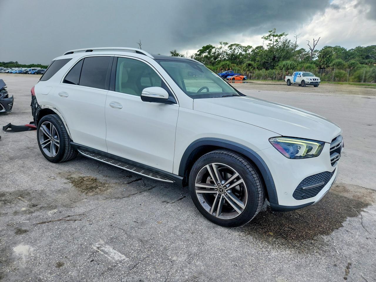 2022 MERCEDES-BENZ GLE 350 4MATIC — Фото 4 из 14