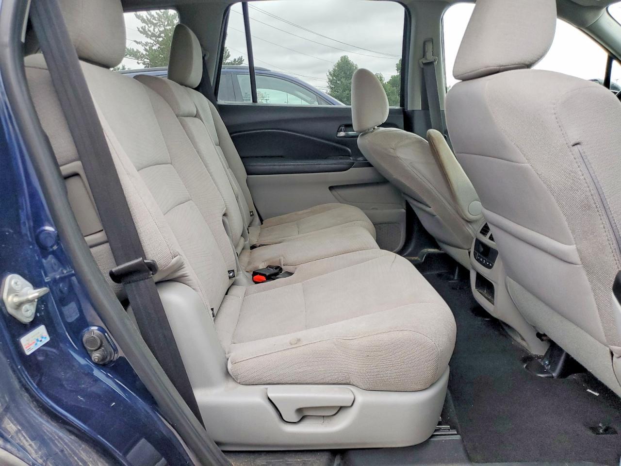 2017 HONDA PILOT EX — Фото 11 из 13