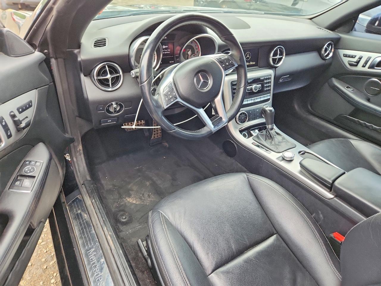 2013 MERCEDES-BENZ SLK 250 — Фото 8 из 13