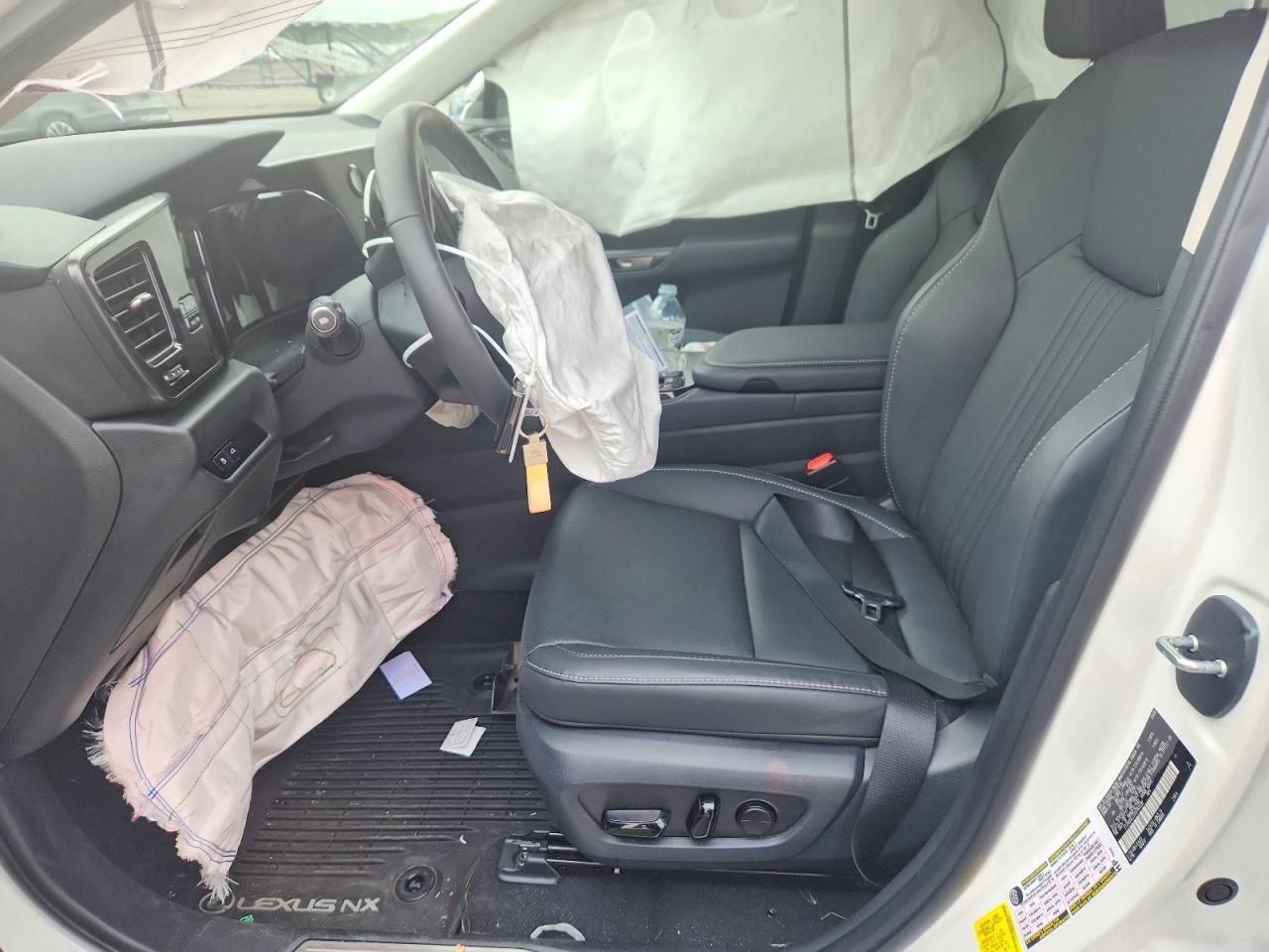 2025 LEXUS NX 350 BASE — Фото 7 из 12