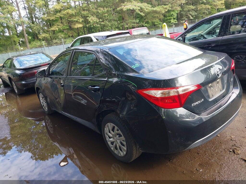 5YFBURHE9HP735370 2017 TOYOTA COROLLA photo no. 3
