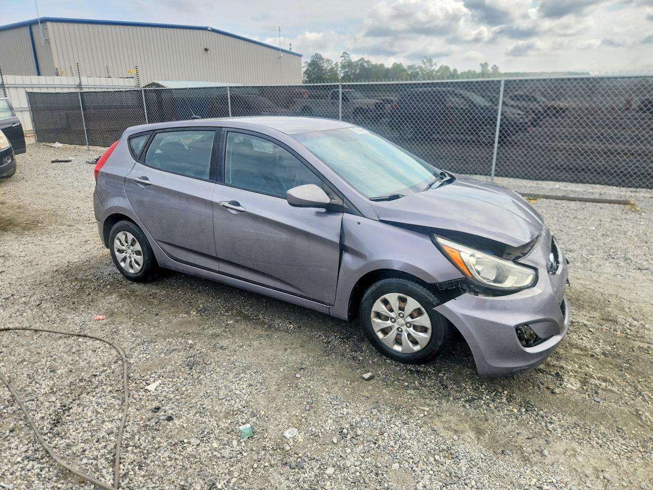 2015 HYUNDAI ACCENT GS — Фото 4 из 12