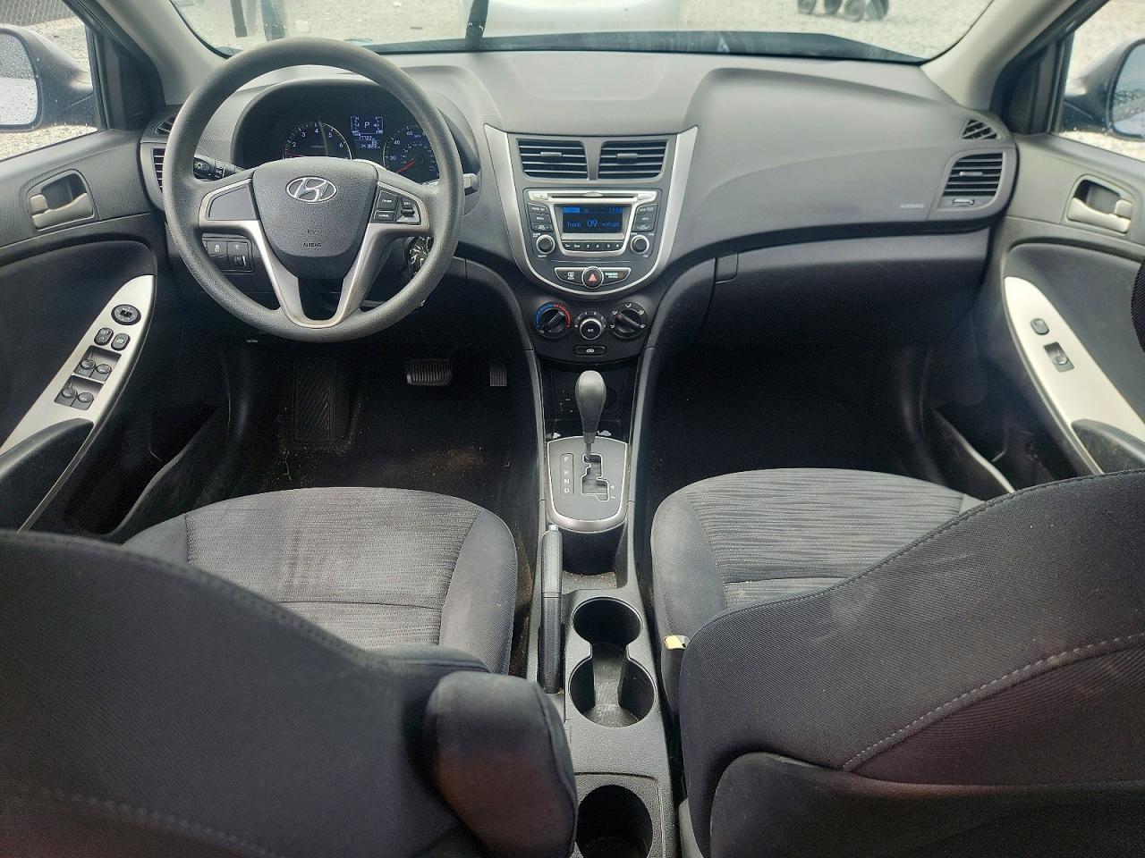 2015 HYUNDAI ACCENT GS — Фото 8 из 12