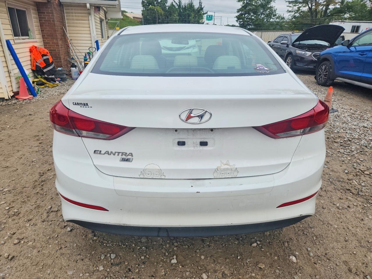 2018 HYUNDAI ELANTRA SE — Фото 6 из 13