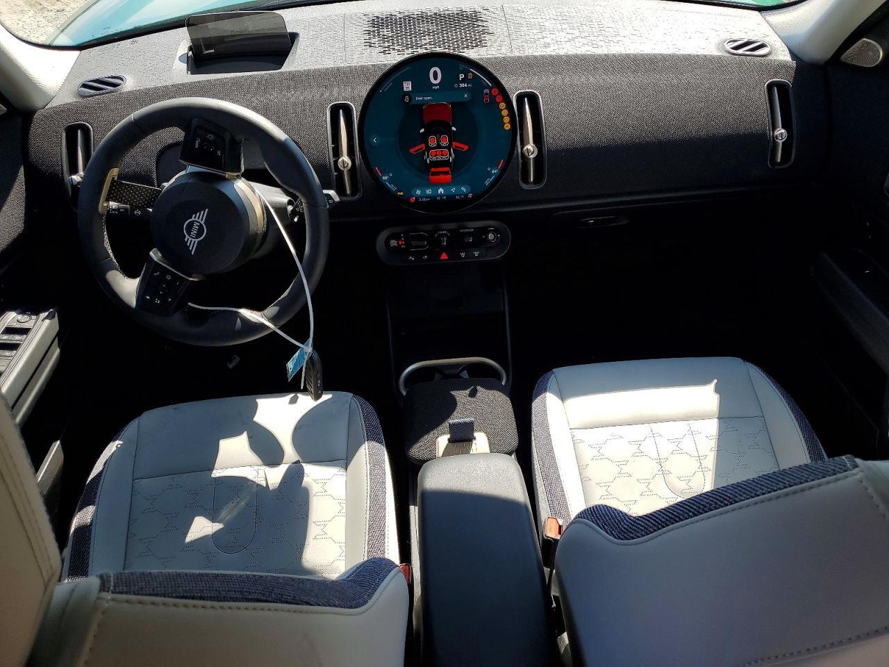 2025 MINI COUNTRYMAN S ALL4 — Фото 8 из 13