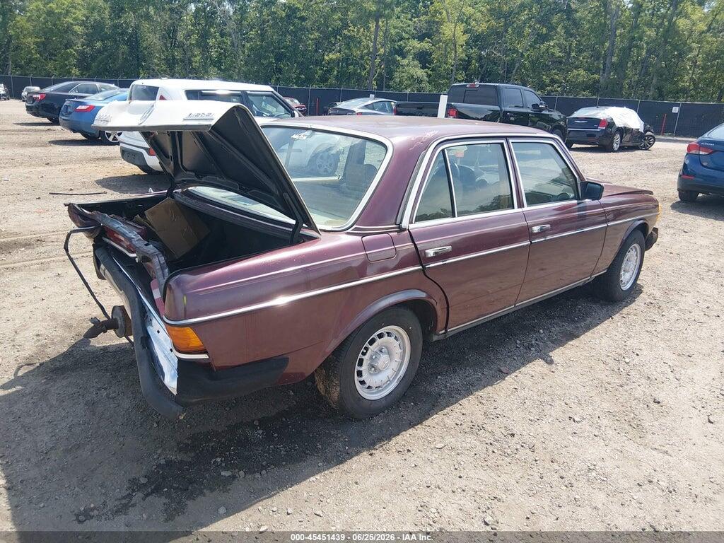 WDBAB33C3FA262473 1985 MERCEDES-BENZ 300 photo no. 4