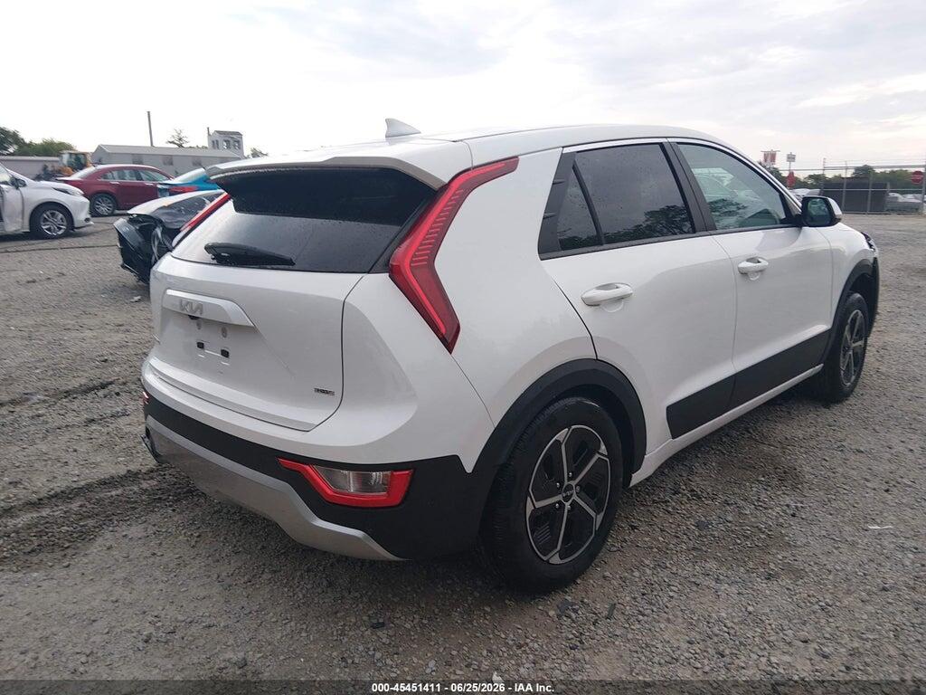 KNDCP3LE1R5119323 2024 KIA NIRO photo no. 4