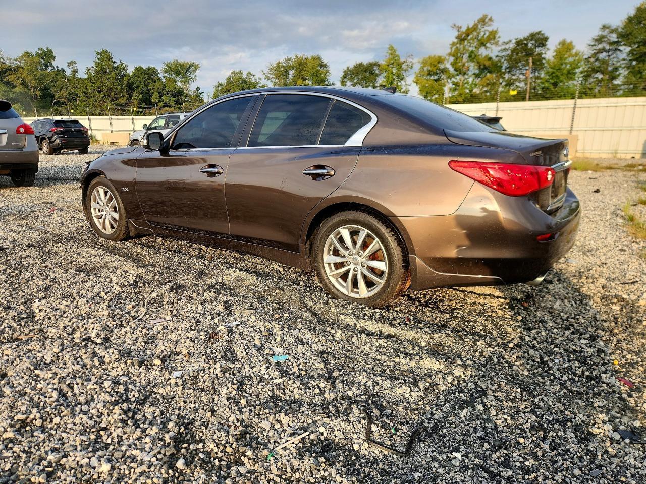 2017 INFINITI Q50 3.0T PREMIUM — Фото 2 из 12