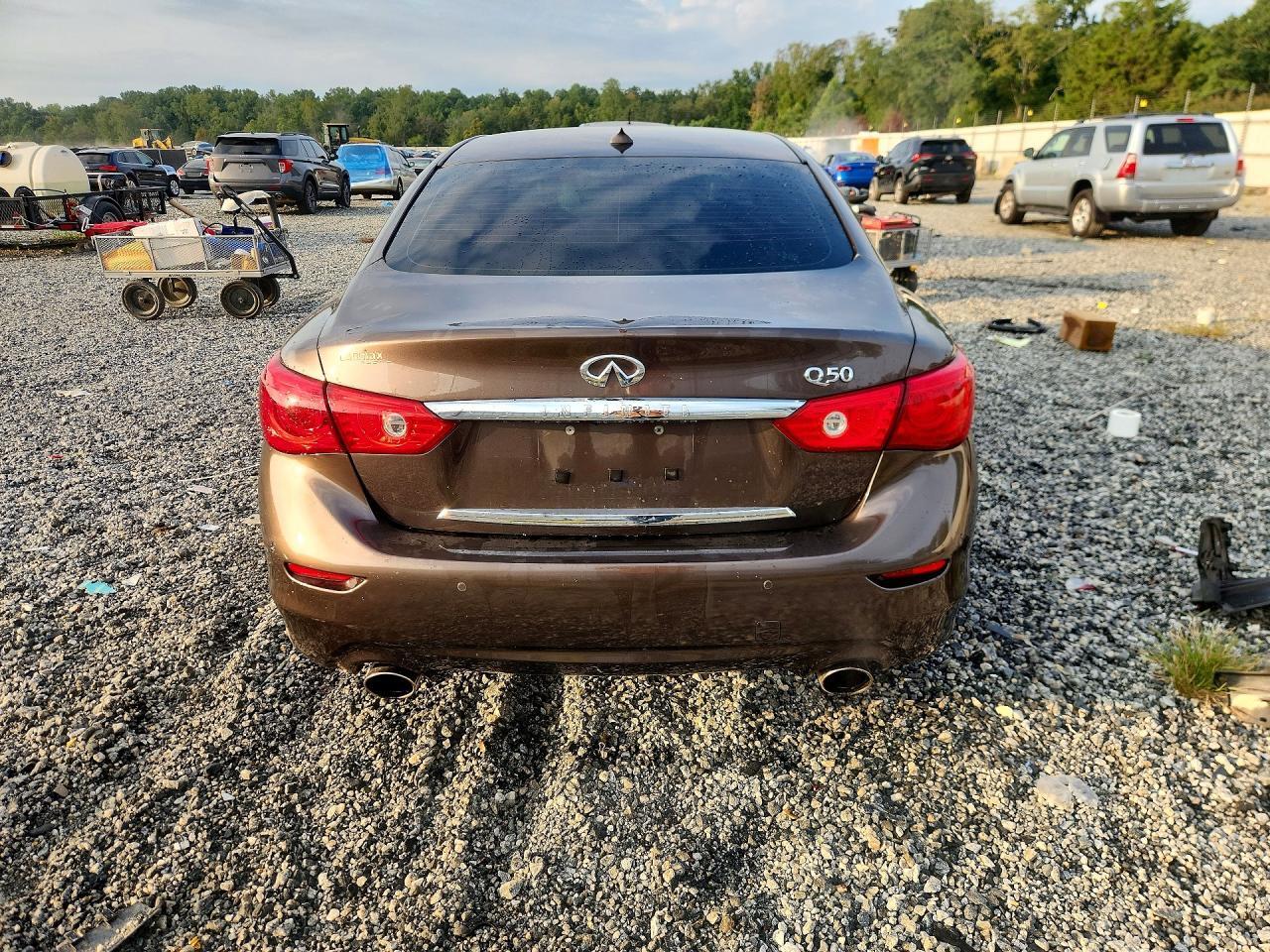 2017 INFINITI Q50 3.0T PREMIUM — Фото 6 из 12