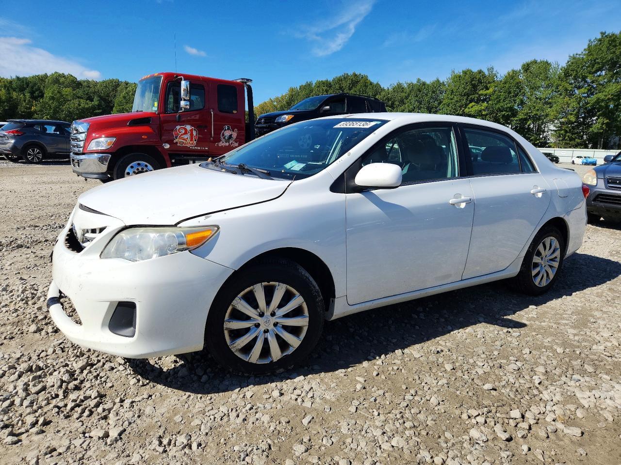 2013 TOYOTA COROLLA LE