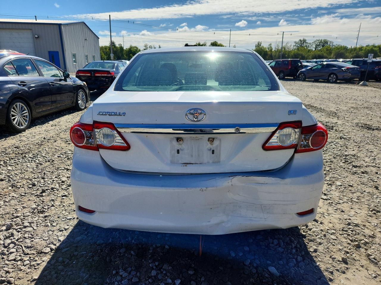 2013 TOYOTA COROLLA LE — Фото 6 из 12
