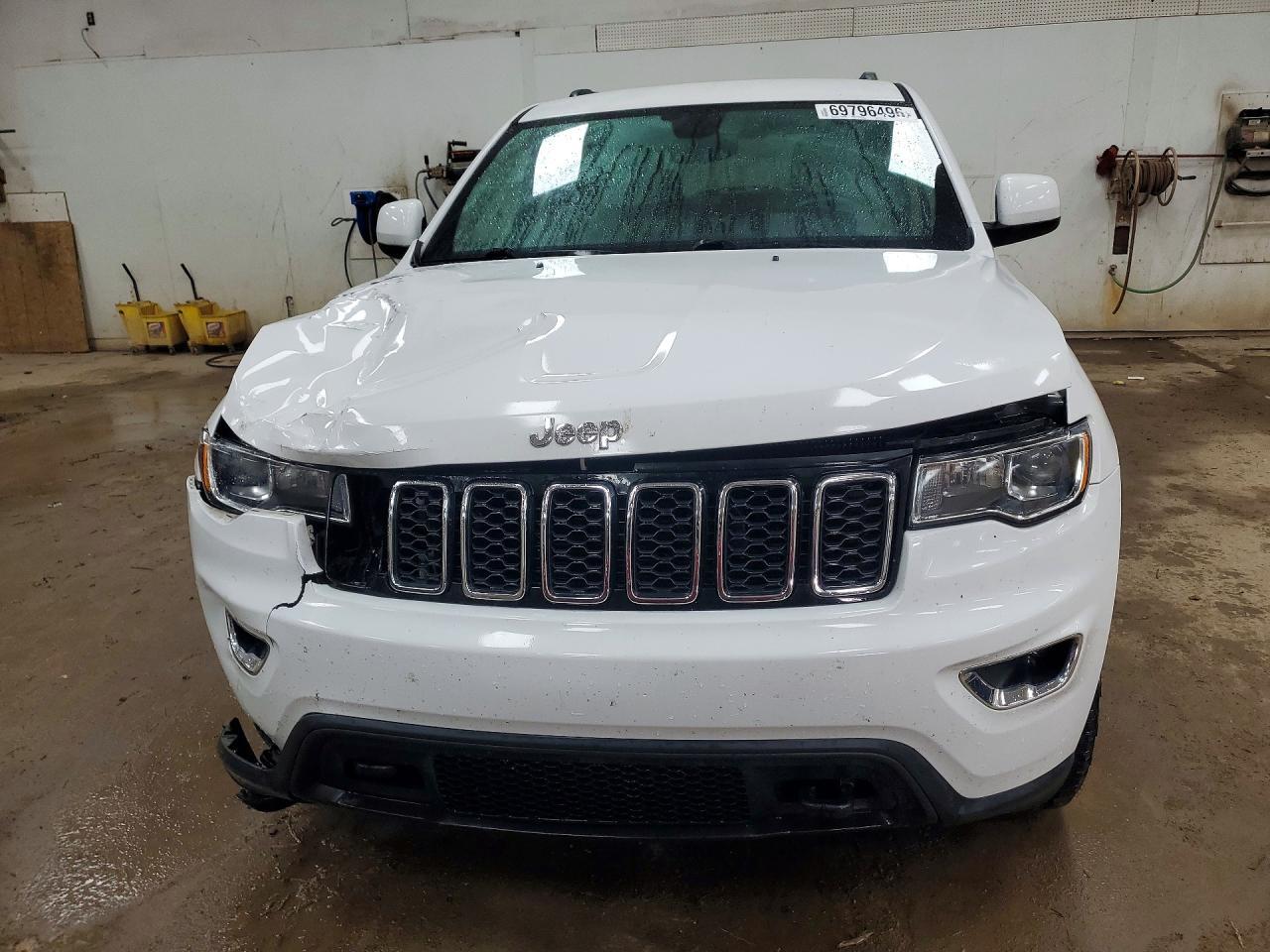 2018 JEEP GRAND CHEROKEE LAREDO — Фото 5 из 13