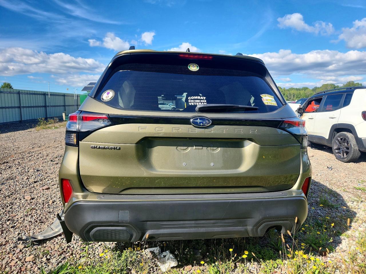 2025 SUBARU FORESTER PREMIUM — Фото 6 из 13