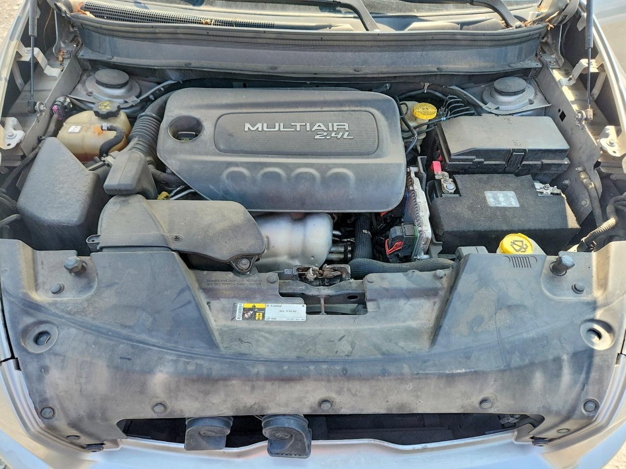 2016 JEEP CHEROKEE LATITUDE — Фото 12 из 13