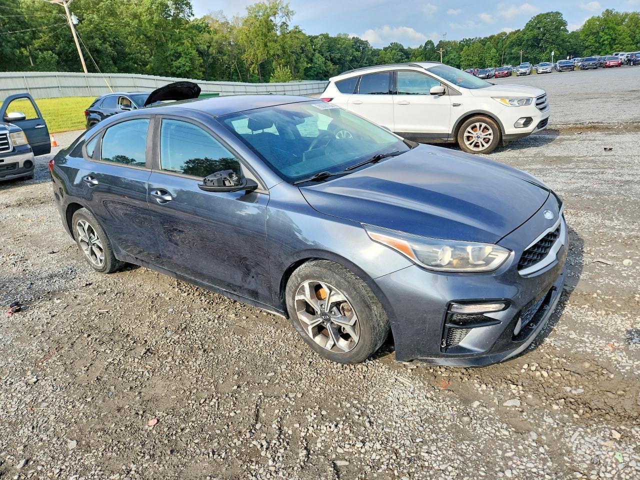 2019 KIA FORTE LXS — Фото 4 из 12