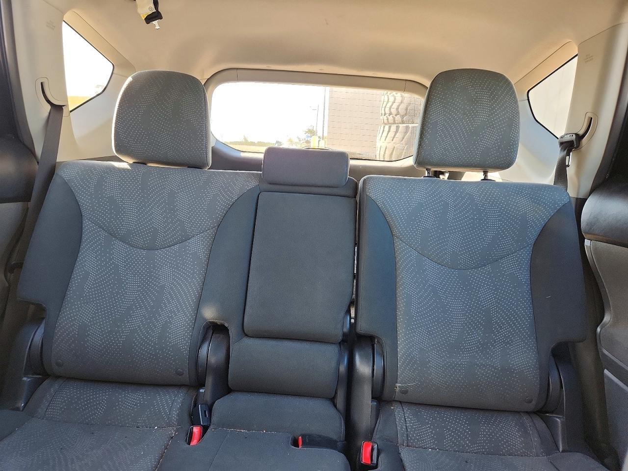 2014 TOYOTA PRIUS V THREE — Фото 10 из 13