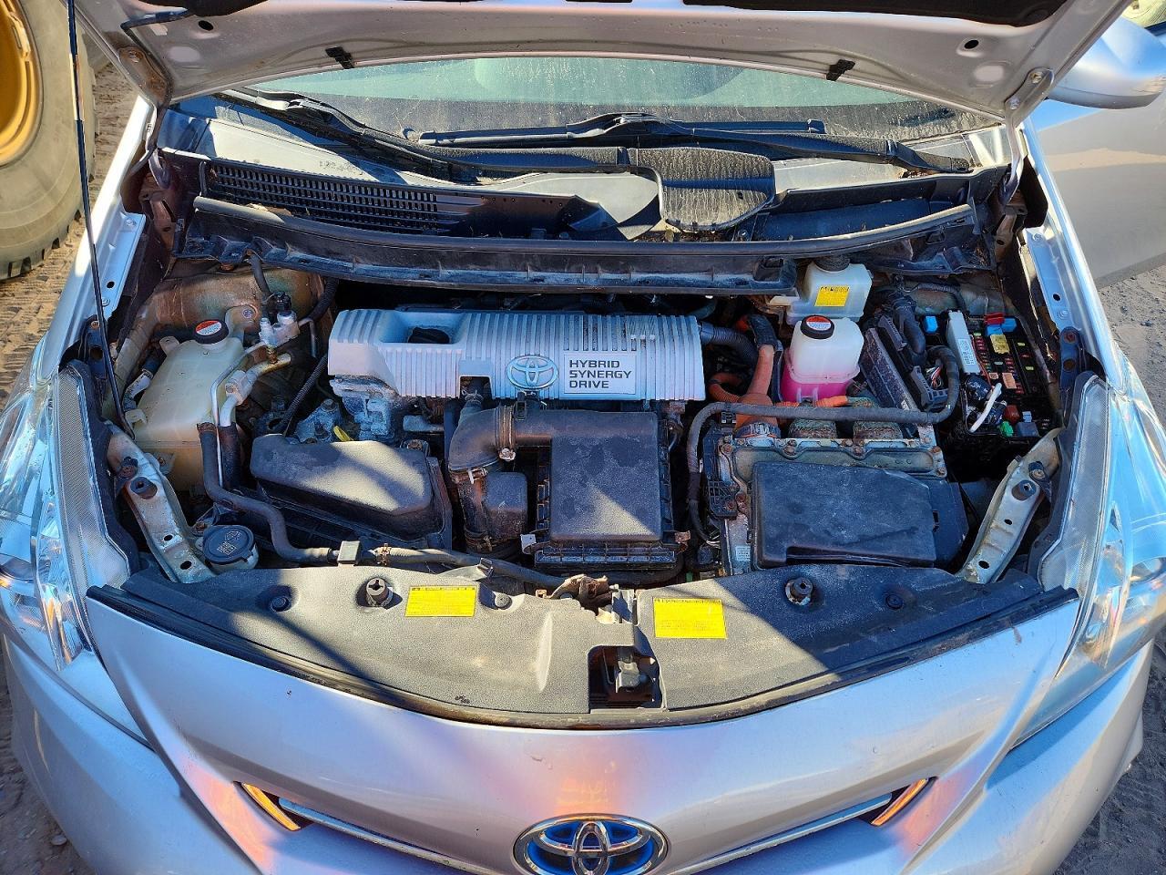 2014 TOYOTA PRIUS V THREE — Фото 12 из 13