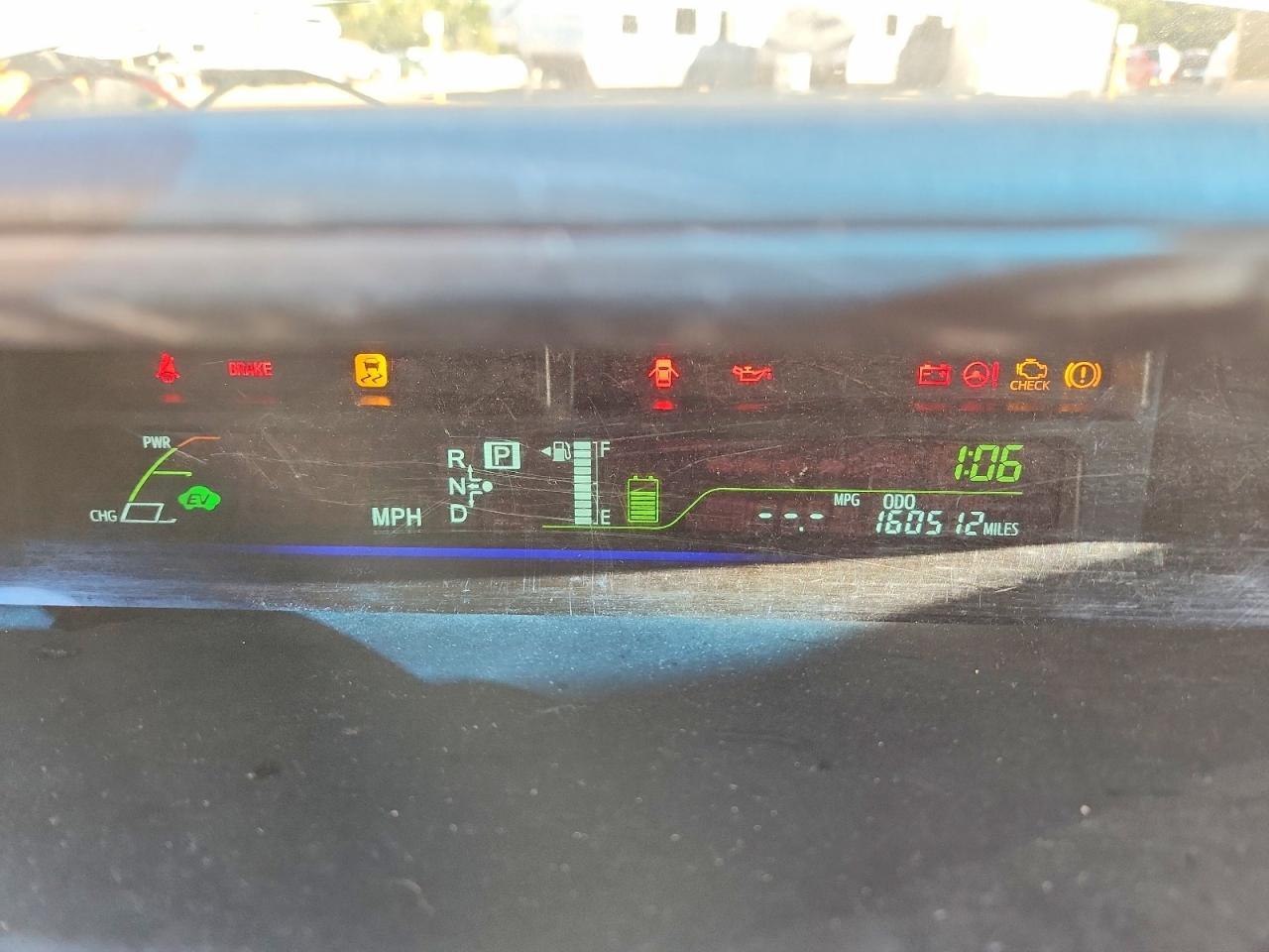 2014 TOYOTA PRIUS V THREE — Фото 9 из 13