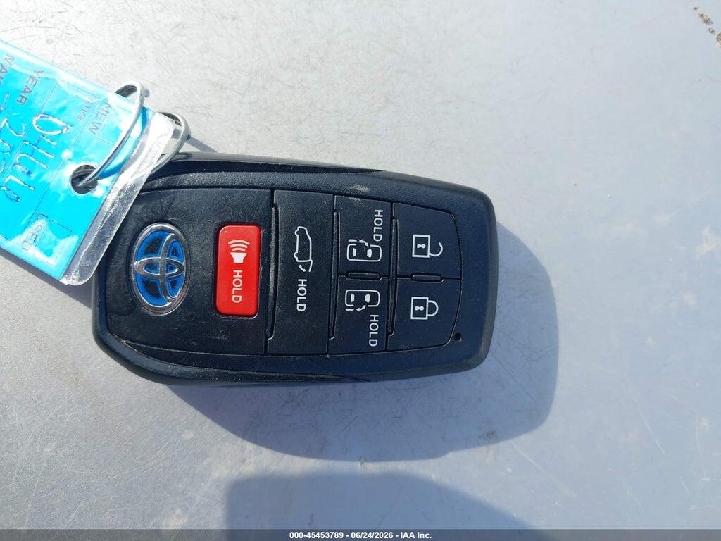 5TDESKFC0RS130772 2024 TOYOTA SIENNA photo no. 11