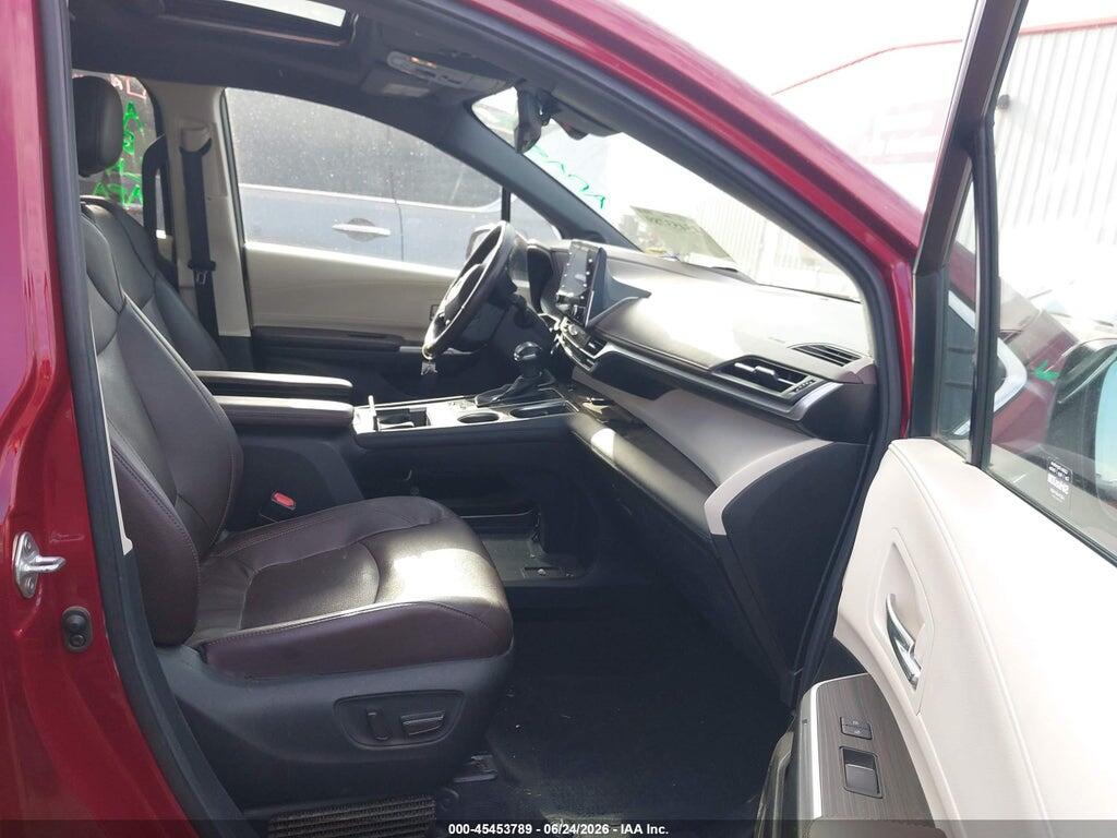 5TDESKFC0RS130772 2024 TOYOTA SIENNA photo no. 5