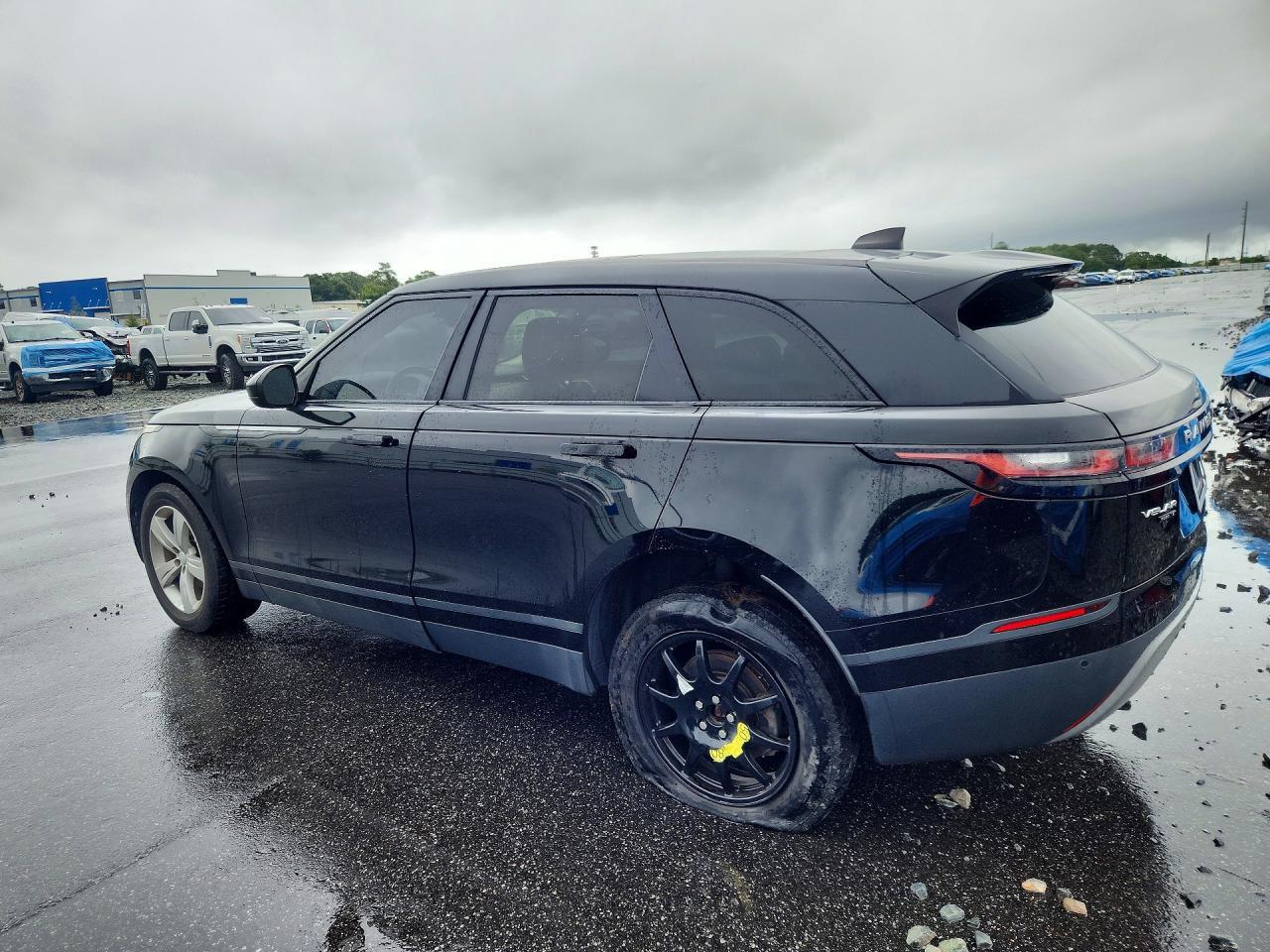 2020 LAND ROVER RANGE ROVER VELAR S — Фото 2 из 12