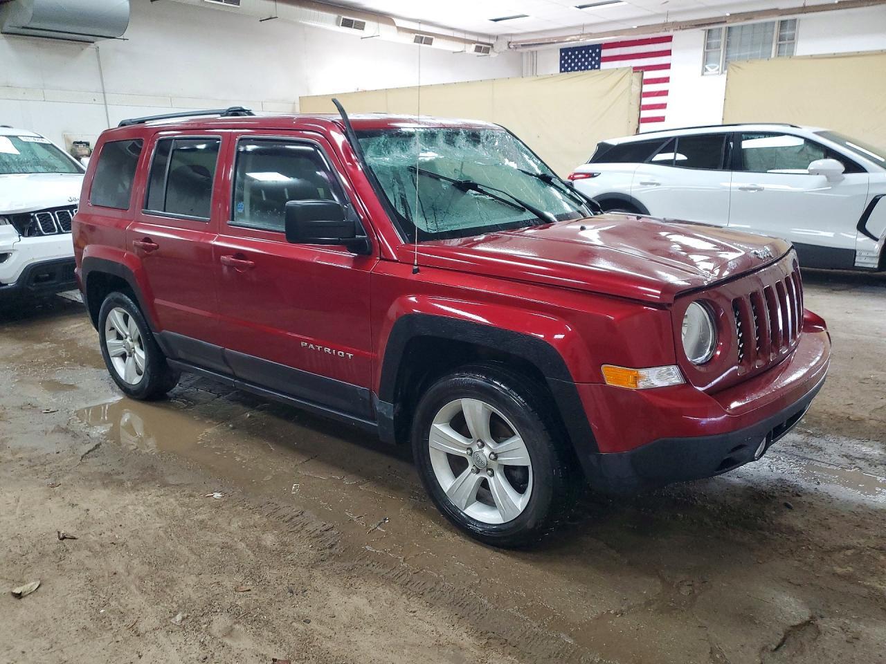 2016 JEEP PATRIOT LATITUDE — Фото 4 из 13