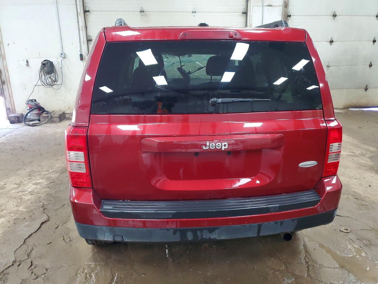 2016 JEEP PATRIOT LATITUDE — Фото 6 из 13